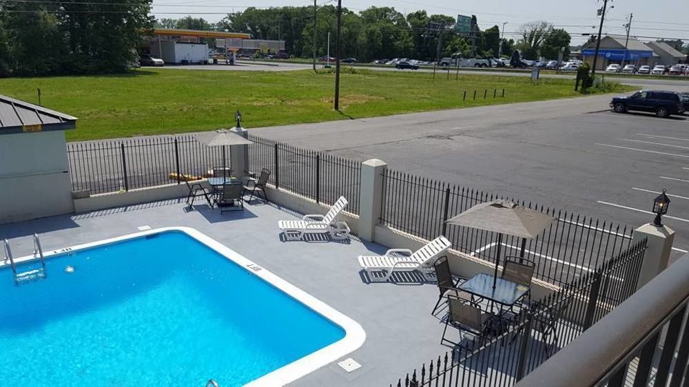 Days Inn Salisbury Exterior photo